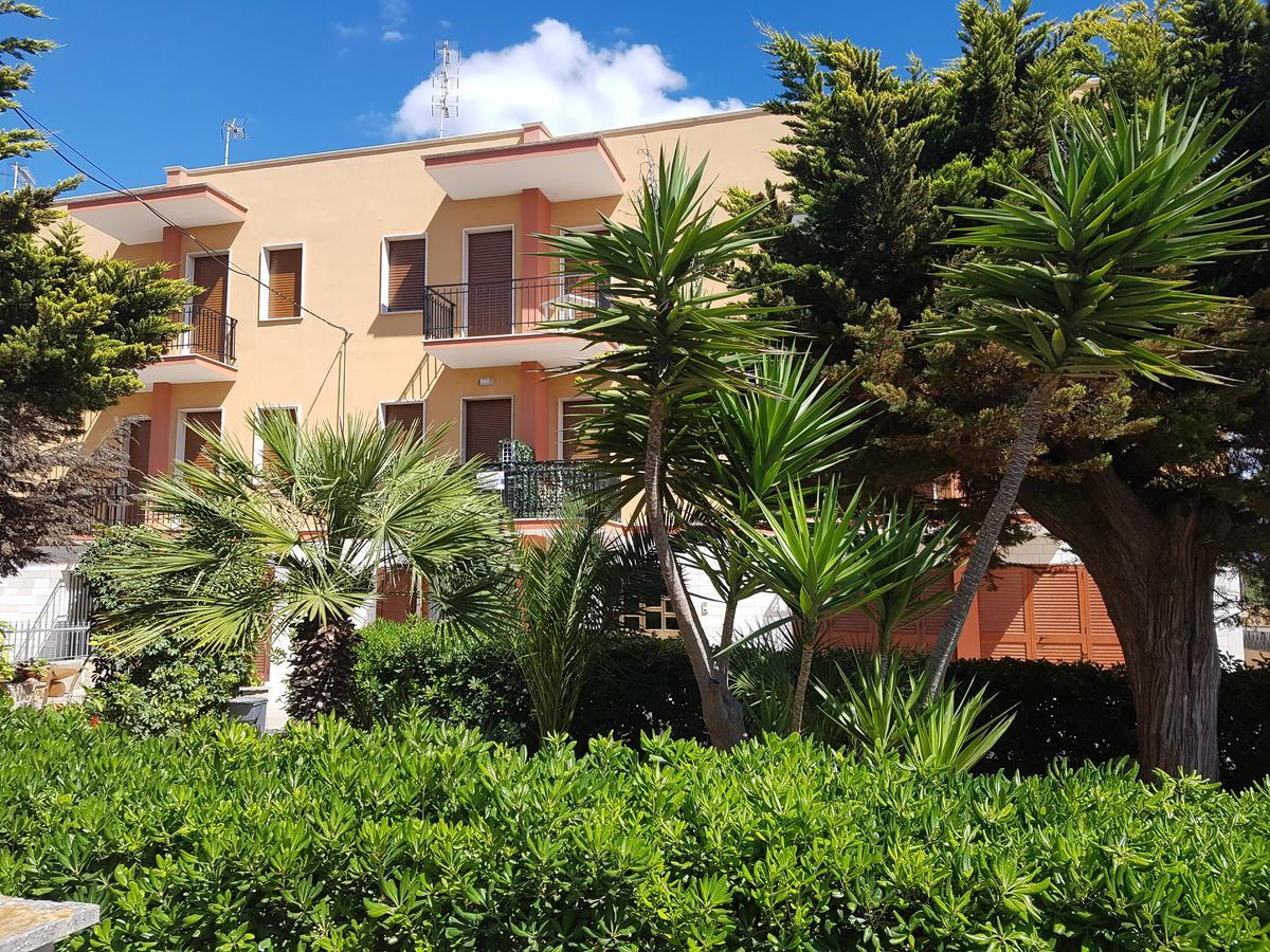 Rivabella Beach Hotel Gallipoli Eksteriør billede