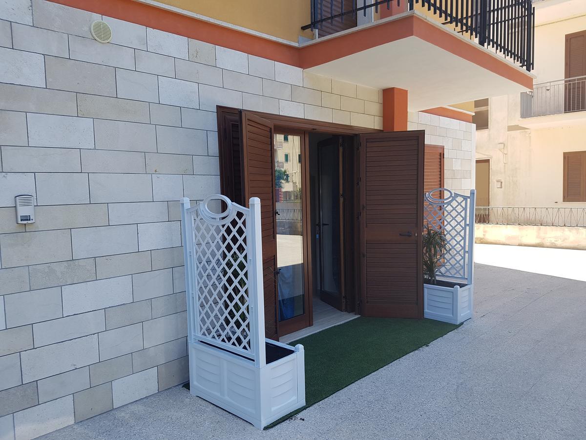 Rivabella Beach Hotel Gallipoli Eksteriør billede