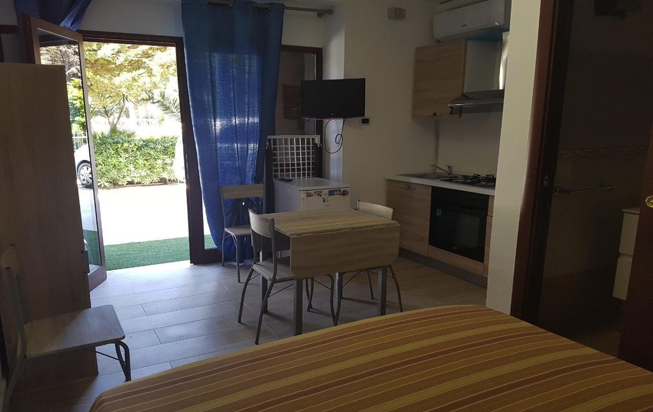 Rivabella Beach Hotel Gallipoli Eksteriør billede